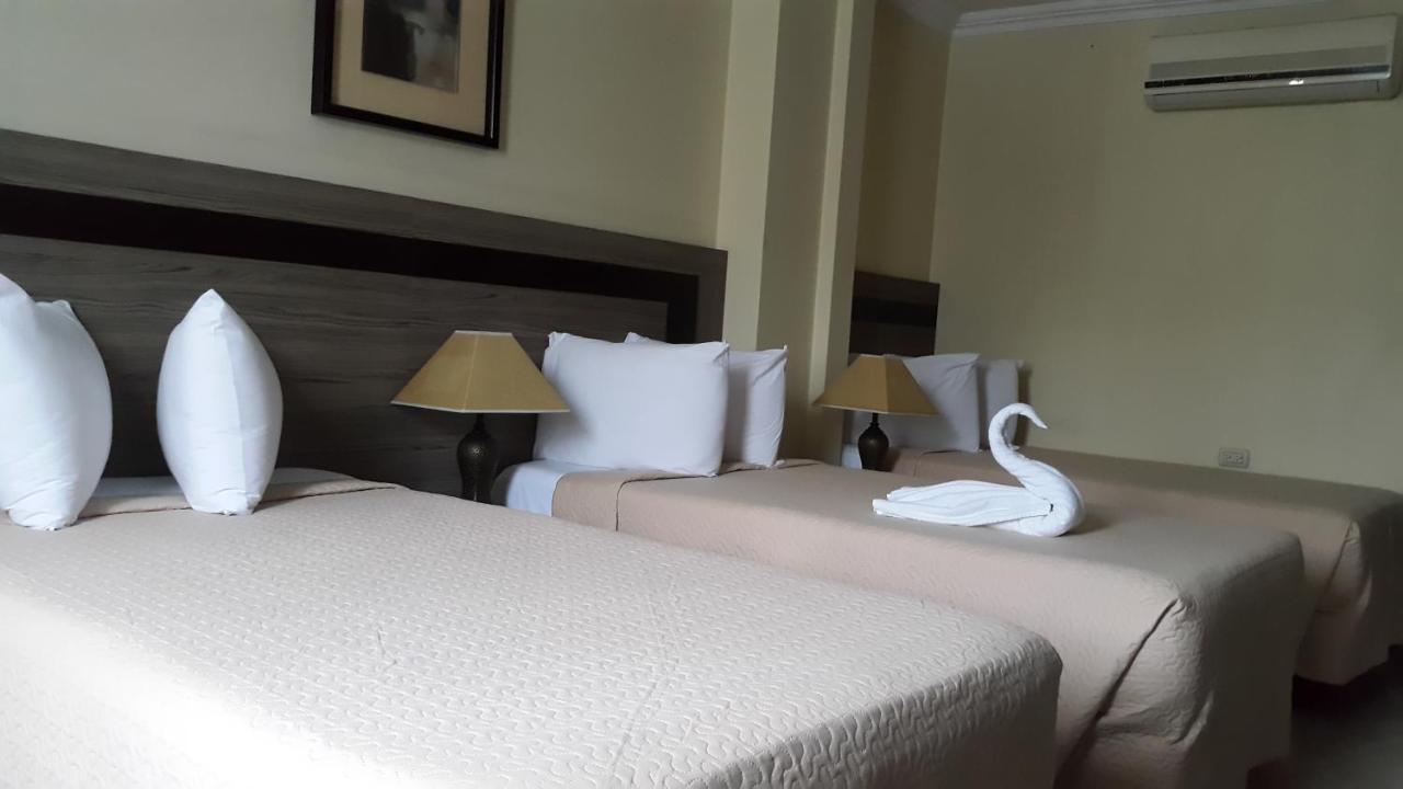 Atlantic Blue Hotel Γκουαγιακίλ Εξωτερικό φωτογραφία