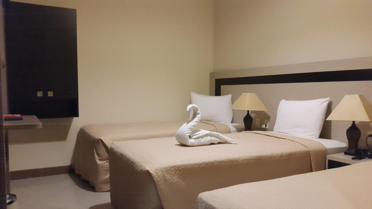 Atlantic Blue Hotel Γκουαγιακίλ Εξωτερικό φωτογραφία